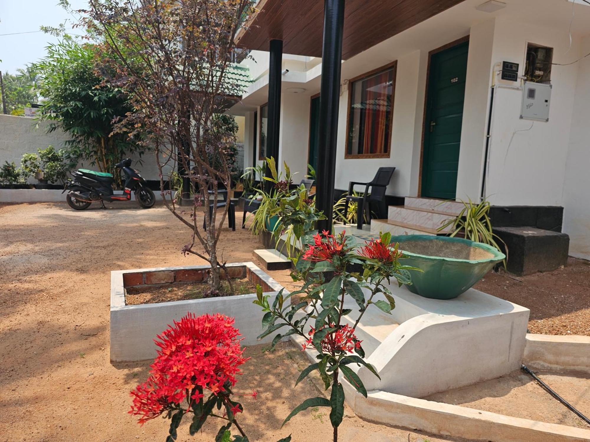 Hotel The Zen Zone à Varkala Extérieur photo